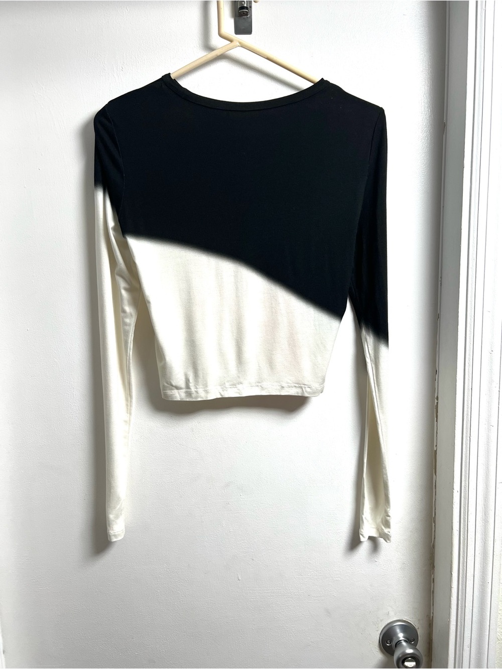 Alice + Olivia Black & White Long-Sleeve Top with Orange Floral Print - Picture 2 of 2